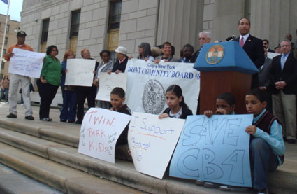 Borough President Diaz Speaks at Fordham University